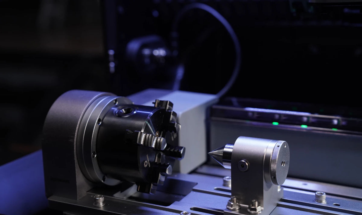 C500 Desktop CNC with 4-axis module for multi-sided and cylindrical machining